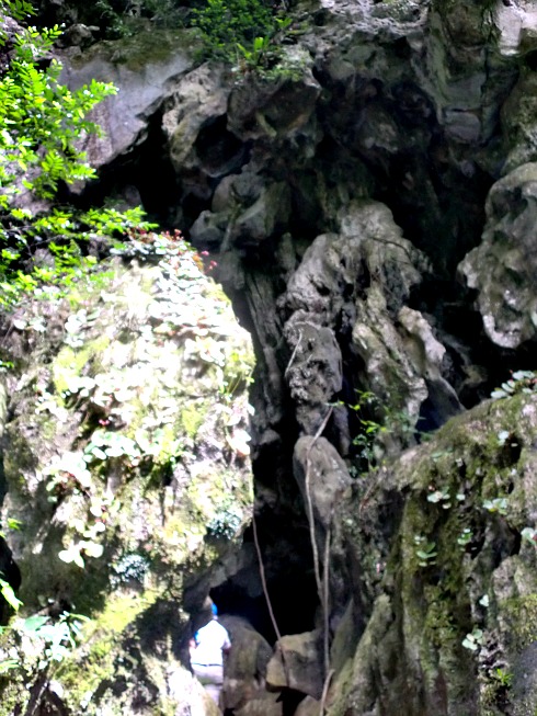 Ugong Rock; Puerto Princesa, Palawan