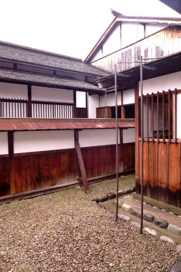 Takayama Jinya; Takayama Japan travel; What to do in Takayama Japan; What to see in Takayama Japan; D.I.Y. Japan itinerary