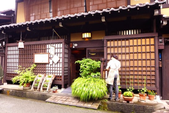 Sanmachi Suji; Takayama Japan travel; What to do in Takayama Japan; What to see in Takayama Japan; D.I.Y. Japan itinerary