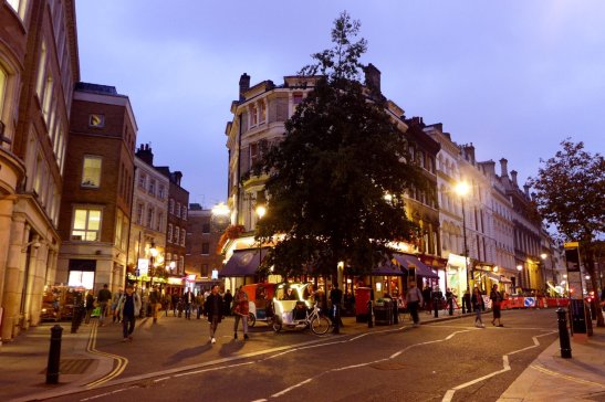 London travel; What to do in London; What to see in London; D.I.Y. London itinerary