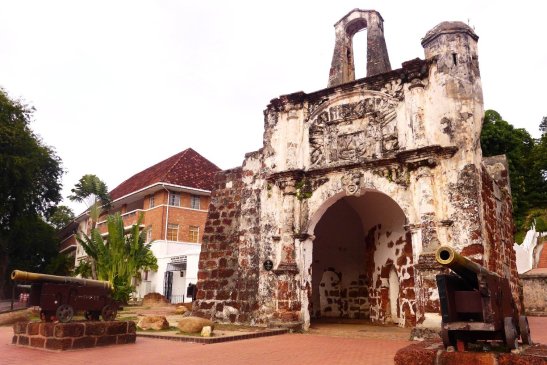 Melaka local life; Melaka attractions; D.I.Y. Melaka walking tour; Dutch Square; Melaka River; Chicken and Rice Balls; St. Paul Hill; Red Buildings