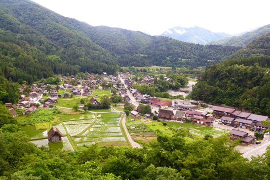 Shirakawa-go; Takayama to Shirakawa-go Japan travel; What to do in Shirakawa-go Japan; What to see in Shirakawa-go Japan; D.I.Y. Japan itinerary