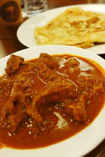 Kuala Lumpur one day itinerary; Kuala Lumpur D.I.Y. tour; Terminal Bersepadu Selatan; Merdeka Square; Petronas Twin Towers; KL travel blog