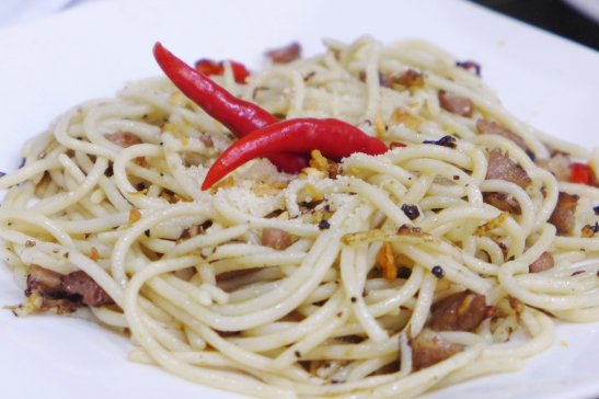 D.I.Y. Sorsogon Albay travel; Sorsogon Albay travel guide; What to do in Albay; Activities in Albay; Juban old houses; Matnog town; Let's Pinangat; Hoyop-hoyopan cave; First Colonial Grill