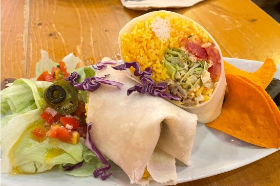 Fiery Style Southwestern Flaming Grill, Where to Eat in Newport Mall